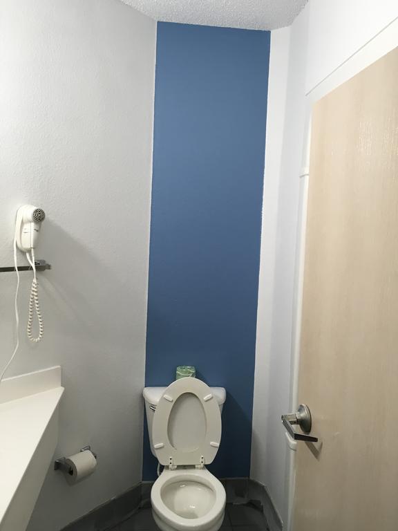 Americas Best Value Inn Декейтър Екстериор снимка
