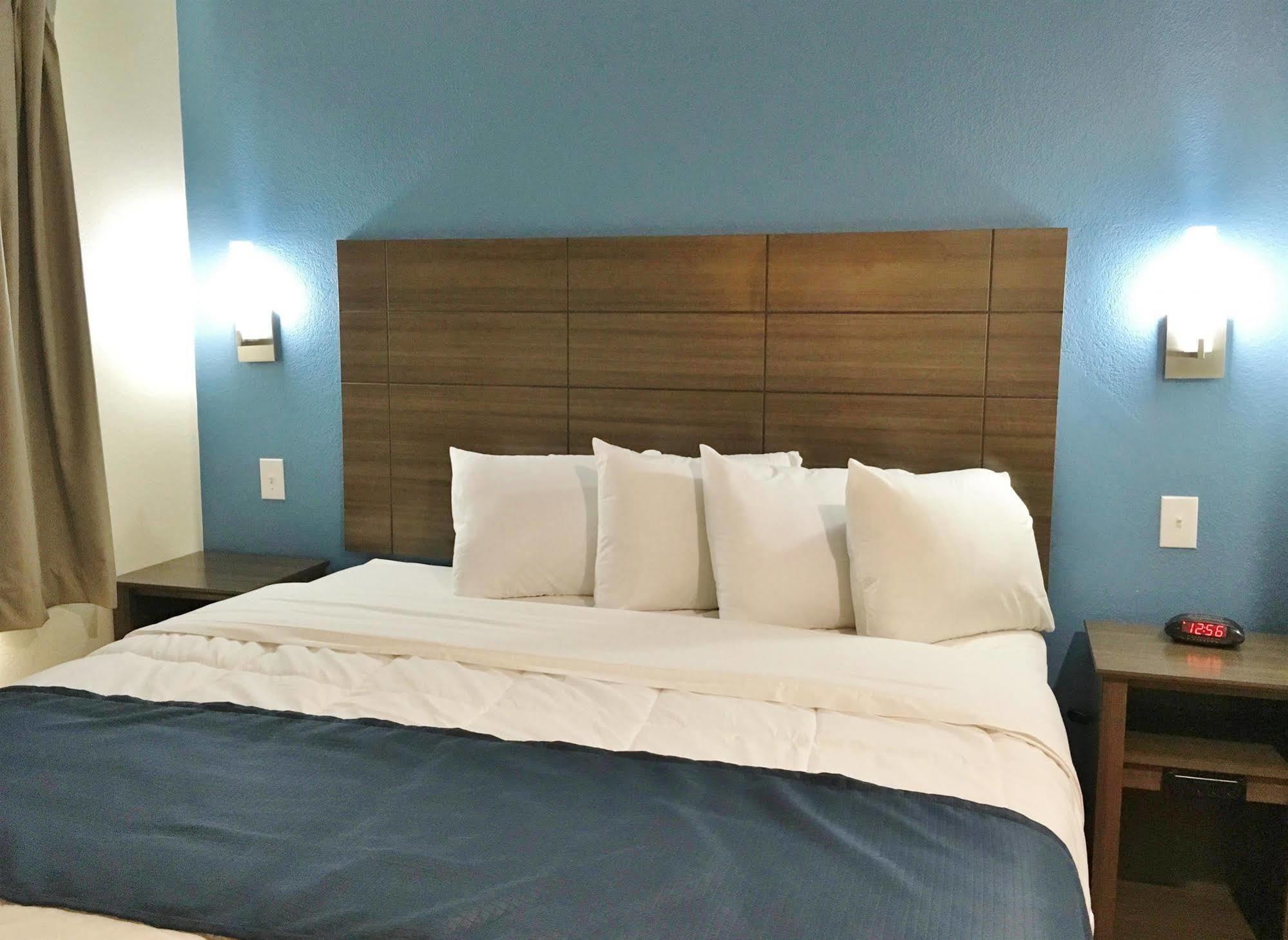 Americas Best Value Inn Декейтър Екстериор снимка